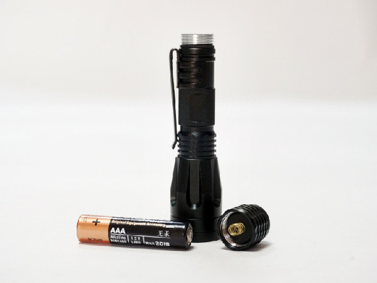 Excellent Mini LED Keychain Flashlight IPX7 Water Resistance 0.5W Output Power